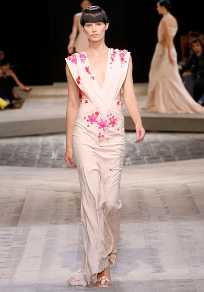 Look 10